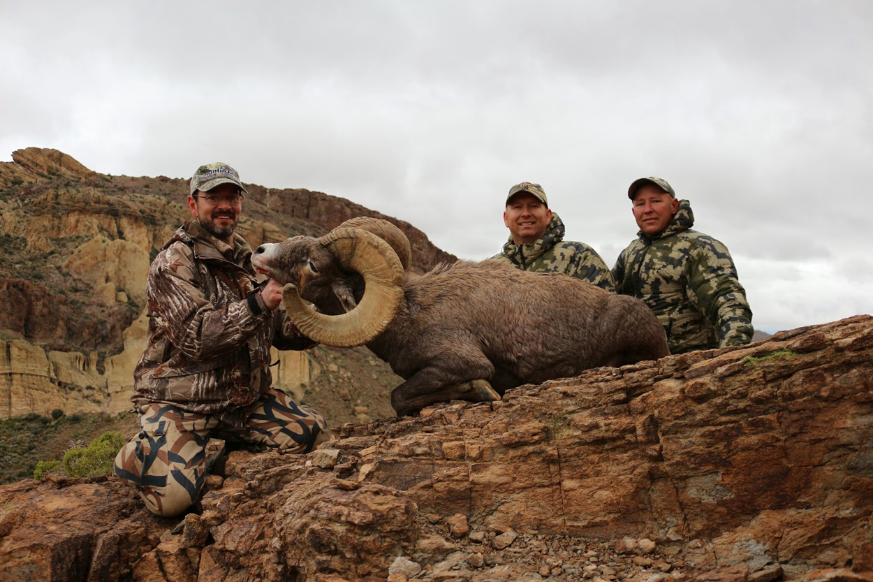 Jay-Scott-Outdoors-Arizona-Sheep-Hunting-Outfitter-001
