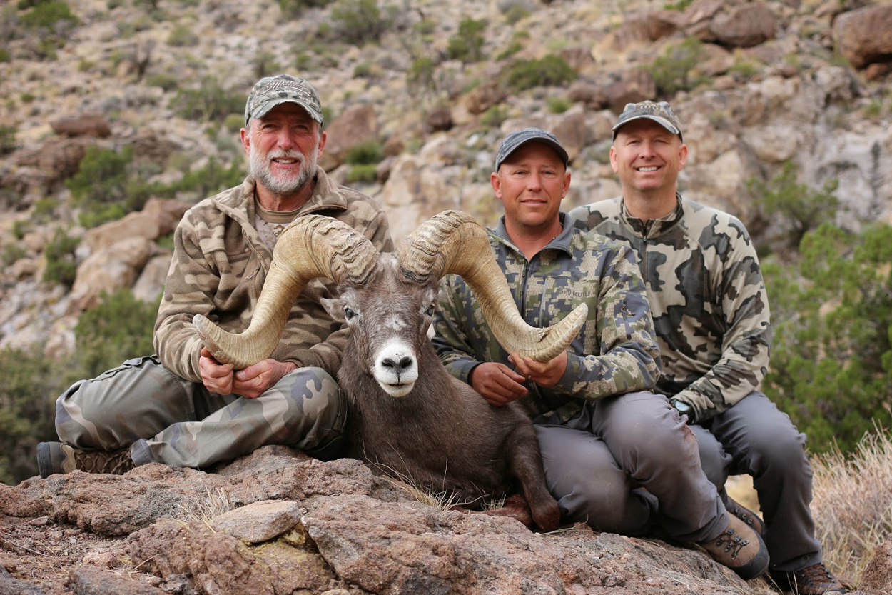 Jay-Scott-Outdoors-Arizona-Sheep-Hunting-Outfitter-008
